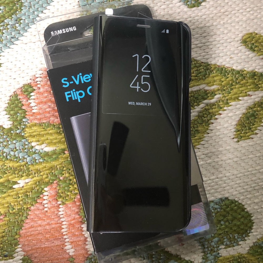 NEW Samsung S-View Flip Cover For Galaxy S8